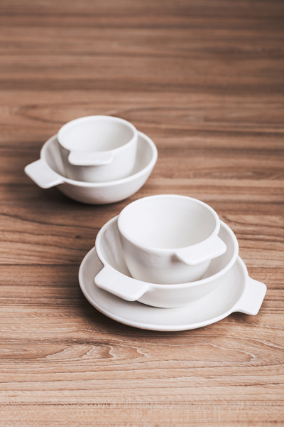 najs-design-porcelain-bowl-grip-tereza-severynova-03
