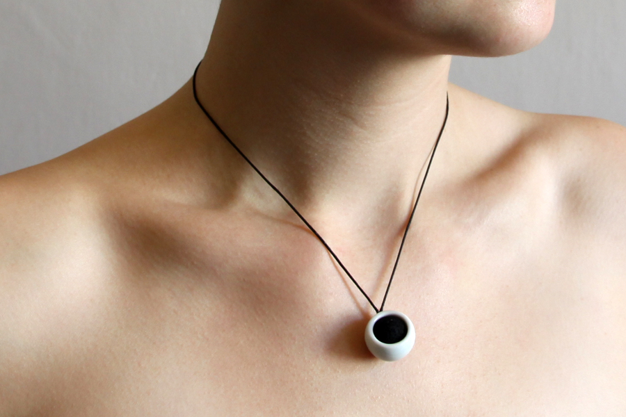 najs-design-porcelain-kulicka-ball-tereza-severynova-11