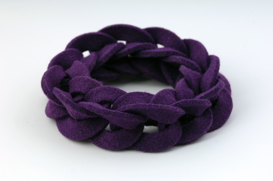 najs-felt-bracelet-structure-tereza-severynova-04