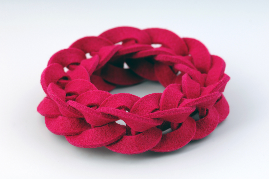 najs-felt-bracelet-structure-tereza-severynova-06