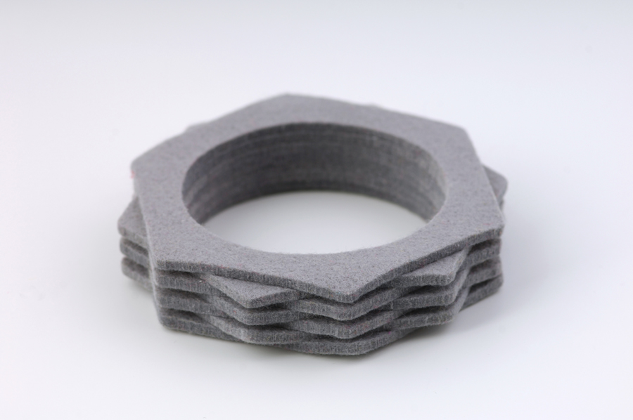 najs-felt-bracelet-structure-tereza-severynova-08