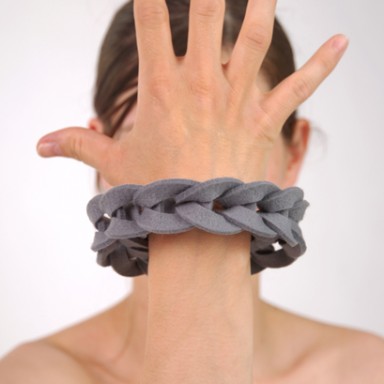 najs-felt-bracelet-structure-tereza-severynova-11