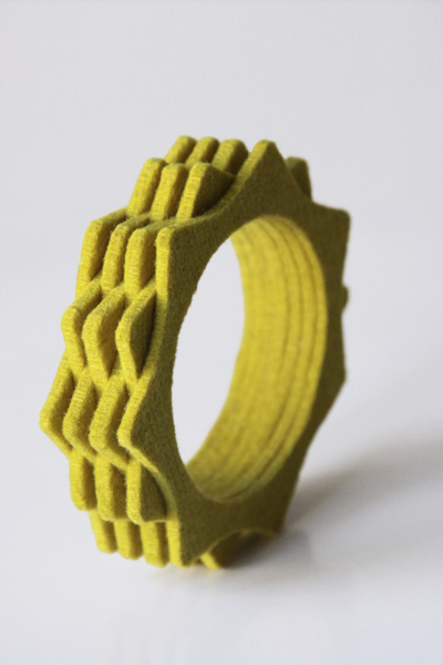 najs-felt-bracelet-structure-tereza-severynova-13